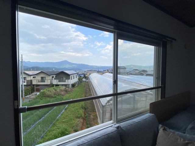 山並みを一望できるお部屋。【北区・2DK】