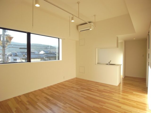 無垢床のお部屋。【1LDK・西大路】