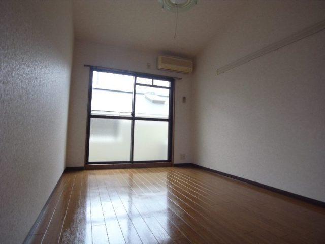 京大グラウンド前・京大生専用物件【左京区・北白川・1K】