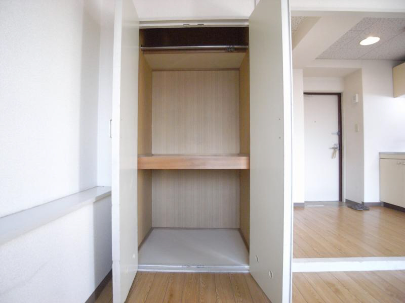 矢島ビル 収納