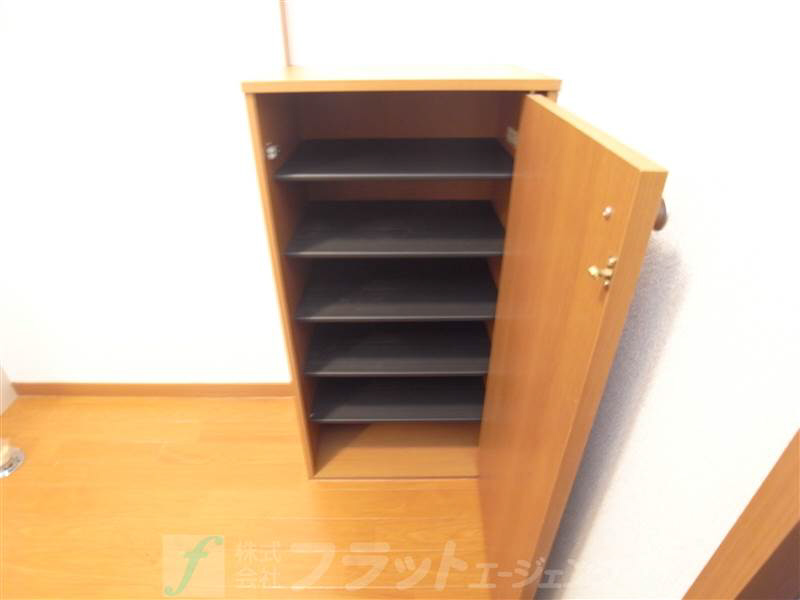 ロイヤルコート Miyoshi 収納