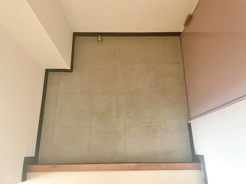 上野マンション 玄関