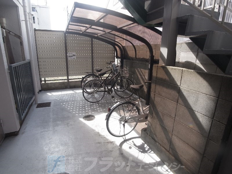 グリーンヒル北山 駐車場