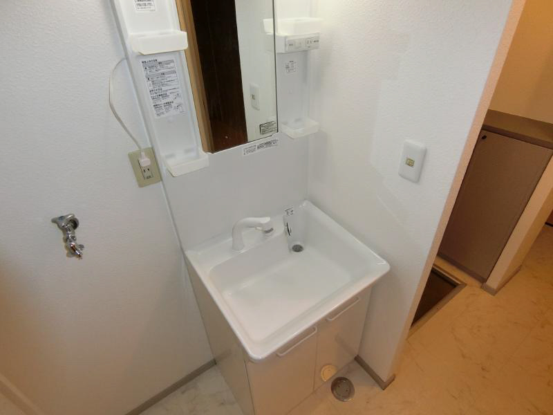 エルクルーセ西賀茂 洗面所