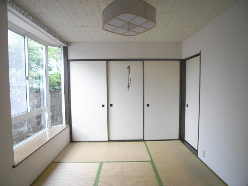 アパート華 202号室