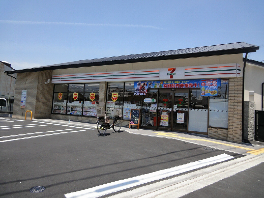 コムホ－ト27 セブンイレブン京都馬代一条店