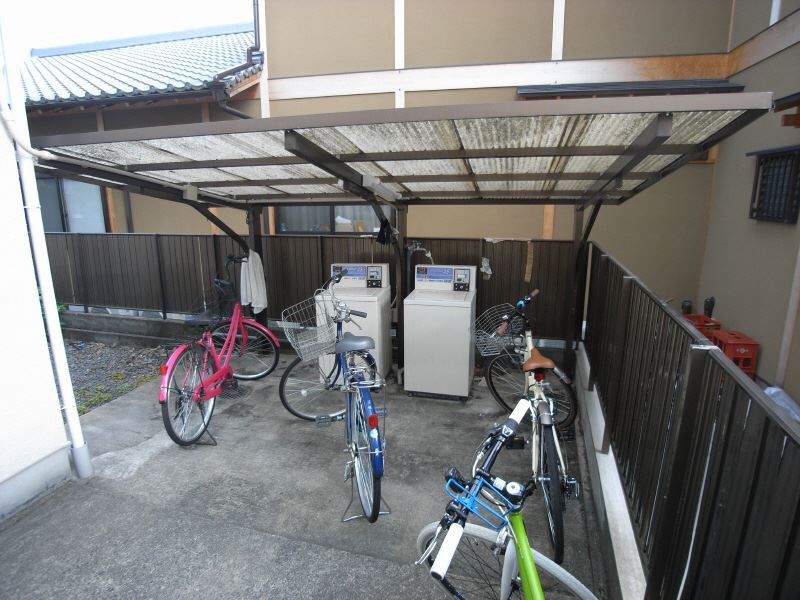 コムホ－ト27 駐輪場