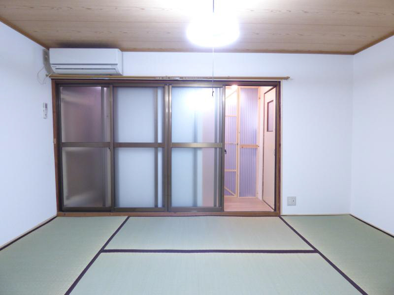 紫野南舟岡町貸家（31） リビング