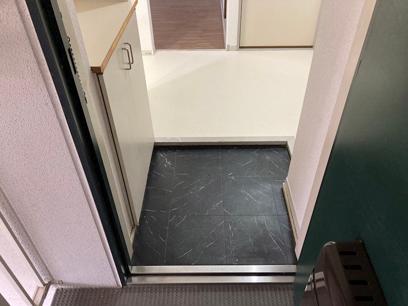 オークコート 玄関