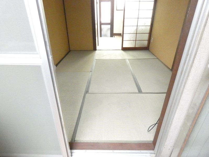紫竹西北町貸家 リビング