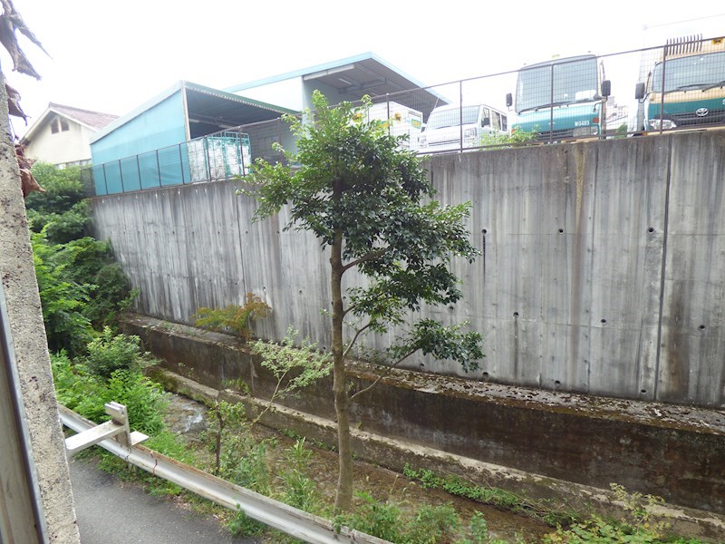 衣笠北荒見町貸家 眺望