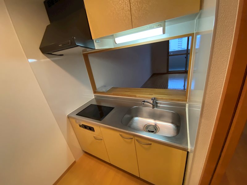 サンロイヤル三条 ※別号室の写真です★（実際のお部屋とは異なります）