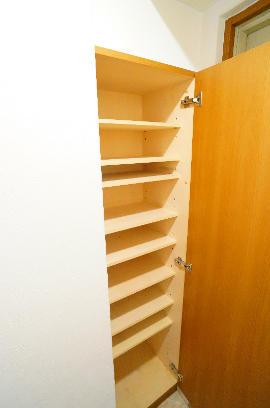 パストラーレ城南 シューズＢＯＸ付いてます
