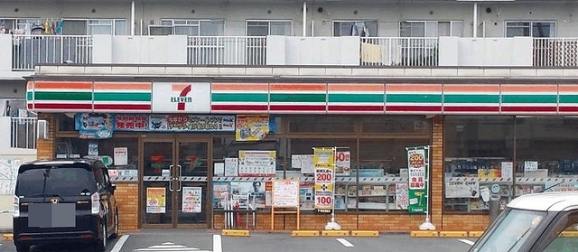 ラウレア宇治 セブンイレブンまで190m