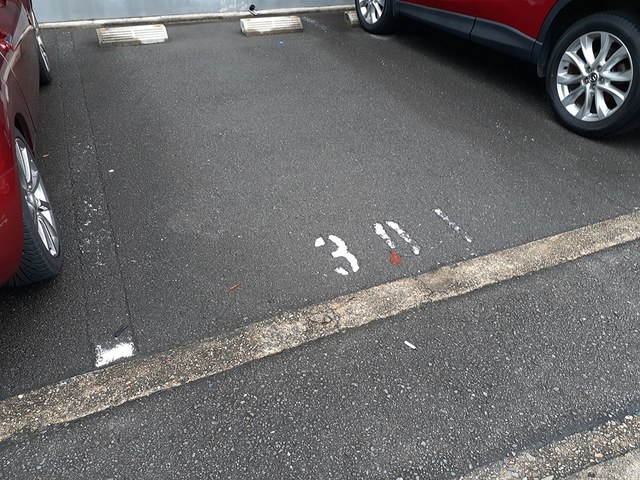 エステイト　スリー 駐車場