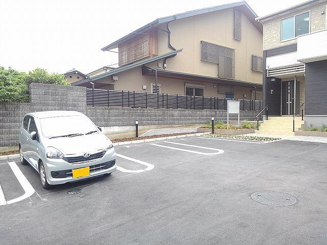 Ｖｉｌｌａ　朱雀 駐車場