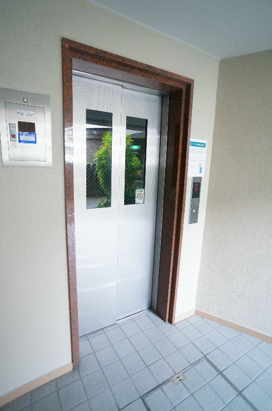 アグラード長岡京 エレベーター