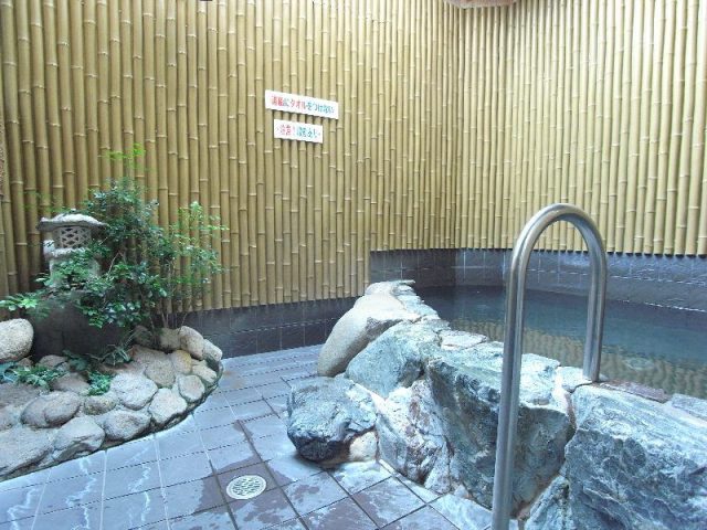 1階がサウナ付き銭湯の学生物件♪入居者は銭湯無料✨【北区・北大路（紫野）・1K】