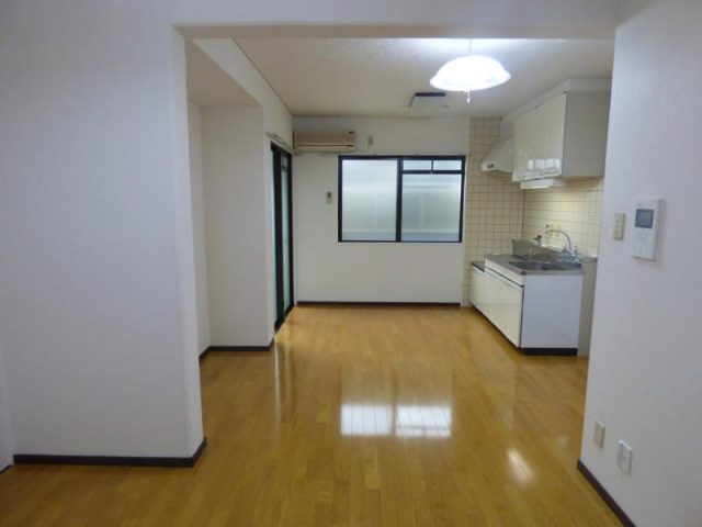 一人暮らしにおすすめのコンパクトな1LDK♪鴨川・京都御苑近く🌿【上京区・神宮丸太町・1LDK】
