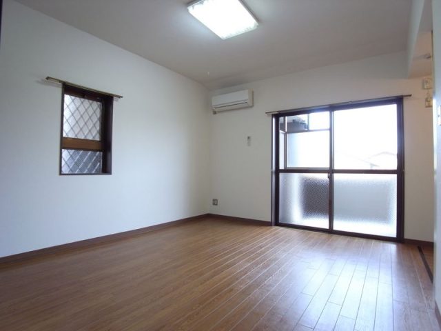 大谷大学の学生さんには特典あり！北大路駅徒歩4分【北区・北大路・1K】