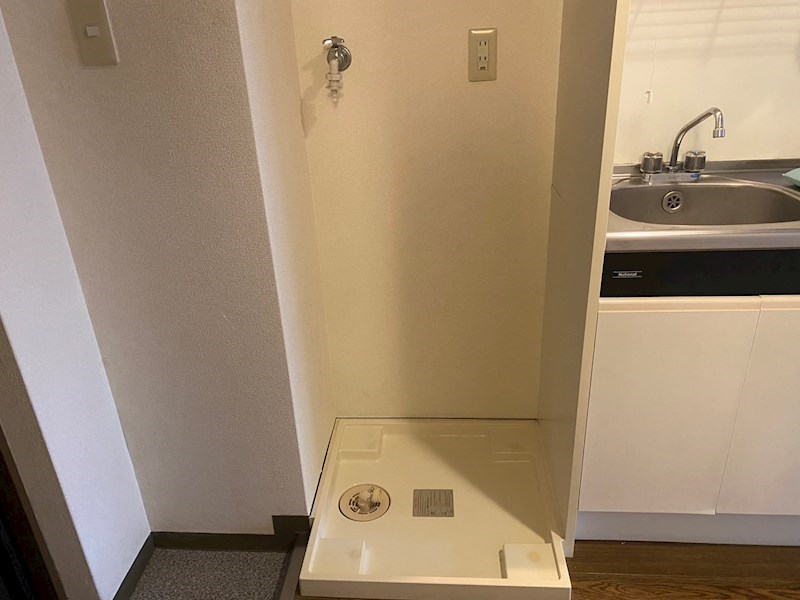 アブレスト岩倉 室内洗濯機置場