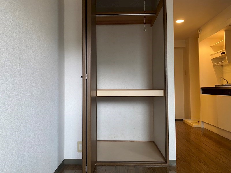アブレスト岩倉 収納