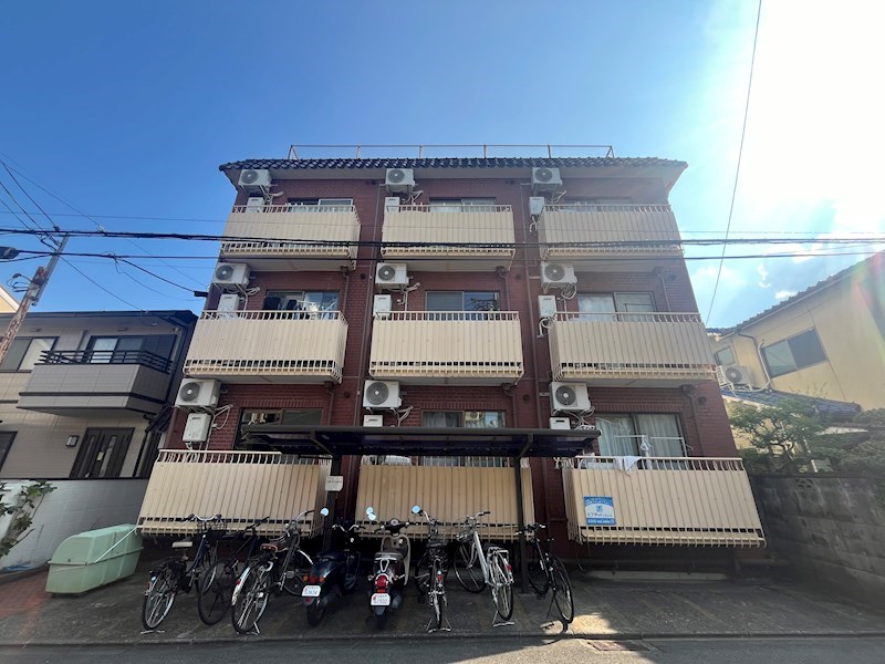 リブカントリー 外観