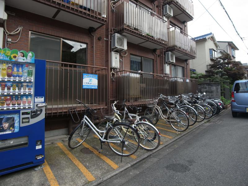 リブカントリー 駐車場