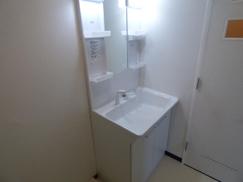 ベルメゾン鴨川 洗面所