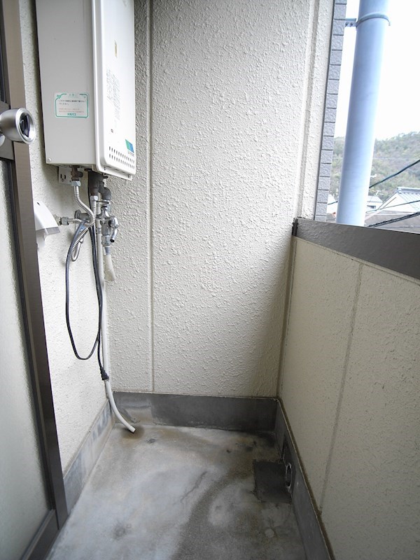 平行マンション 庭