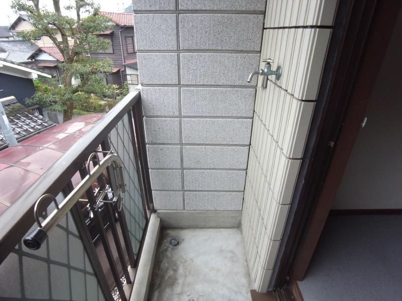 プロムナード宝ヶ池 ベランダ