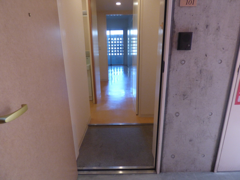 Casa Morinishi 玄関