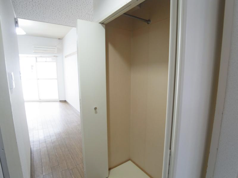 アベニールアサダ 収納