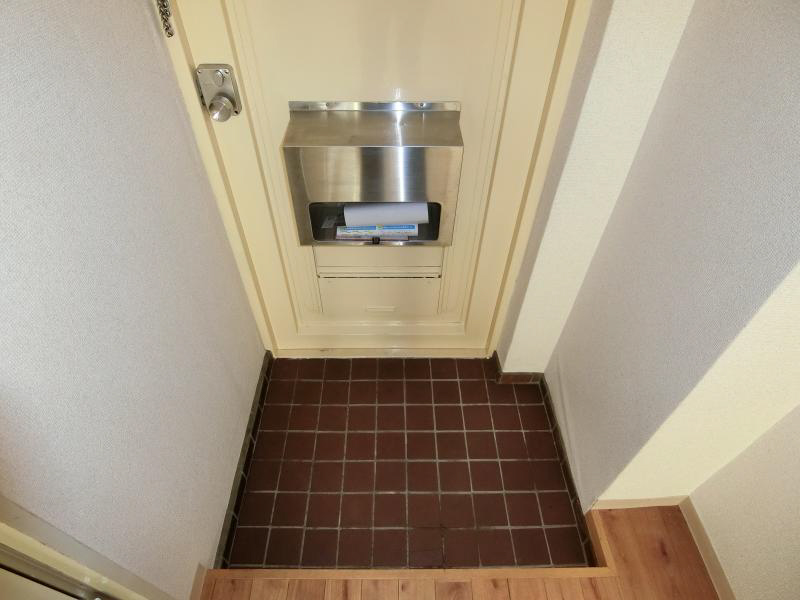 カレッジアンハウス玄琢 玄関