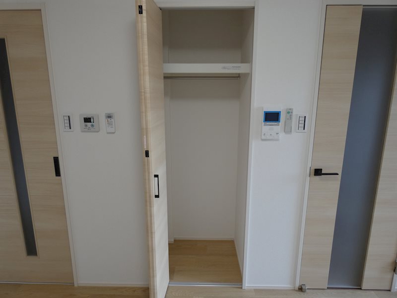 グランレスト西院 収納