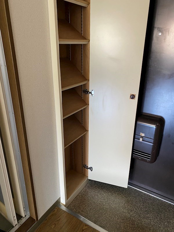 アブレスト岩倉 収納