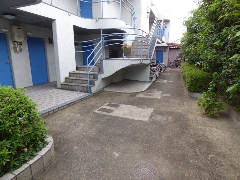 アザレアコーポ エントランス