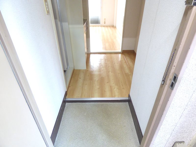 メゾン大山 玄関