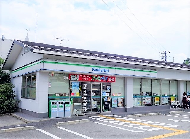 山中荘 ﾌｧﾐﾘｰﾏｰﾄ 宝ヶ池店