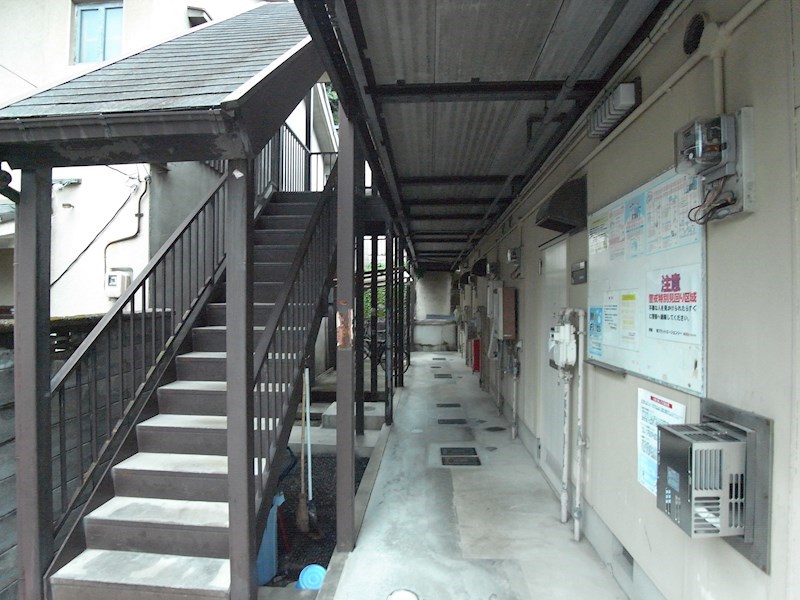 第二船岡山荘 エントランス