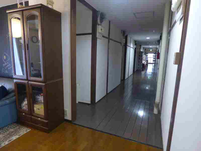 シェアフラット桜木 ロビー