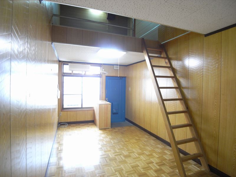 マンションつかさ リビング