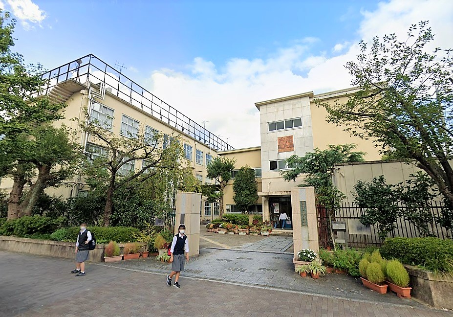 リソシエ今出川聚楽邸 京都市立烏丸中学校