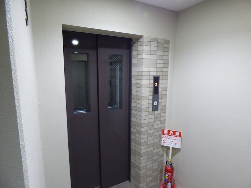コモンズ御所南 ロビー