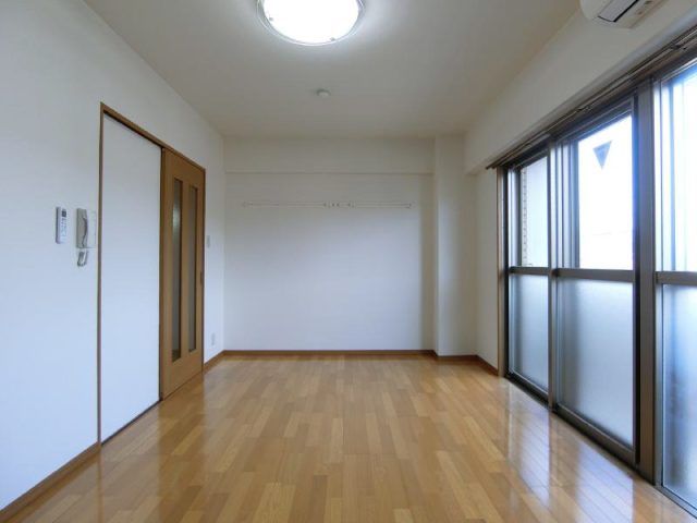 北山駅徒歩3分!明るい角部屋が空き予定♪【左京区・北山・1K】