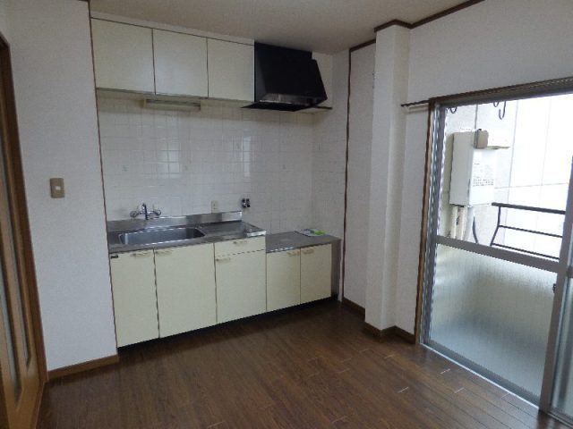 広々一人暮らし♪使い勝手の良い間取り。今出川駅徒歩7分。【上京区・今出川・1DK】