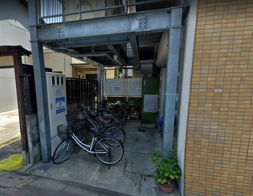 Pepere N 駐車場