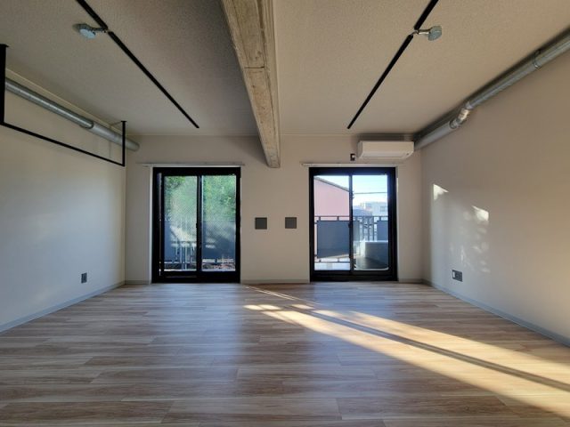 1階はコミュニティカフェ♪京大近くのリノベ物件。【左京区・百万遍・1R】