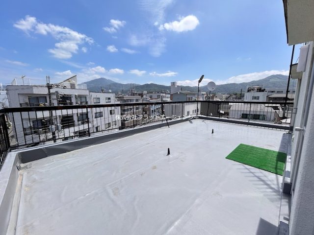 比叡山、大文字一望！屋上テラスのあるお家。【左京区・田中・6DK】